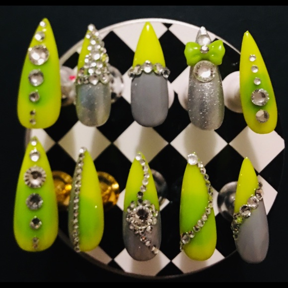 🍋Metallic Lemon Zest Press on Nails-Med(1,5,4,6,8 - Picture 8 of 10